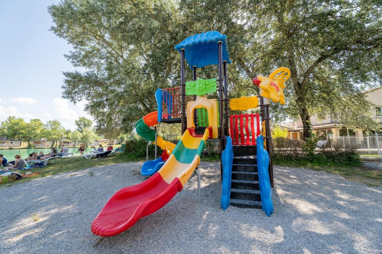 Camping Le Lac Bleu Hotel Châtillon-en-Diois Екстериор снимка