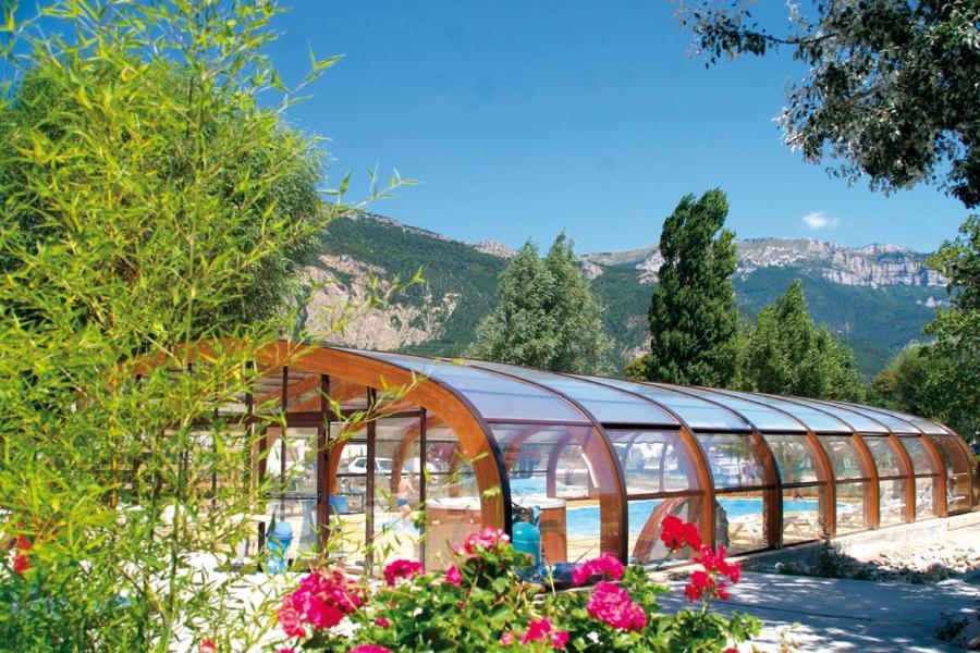 Camping Le Lac Bleu Hotel Châtillon-en-Diois Екстериор снимка