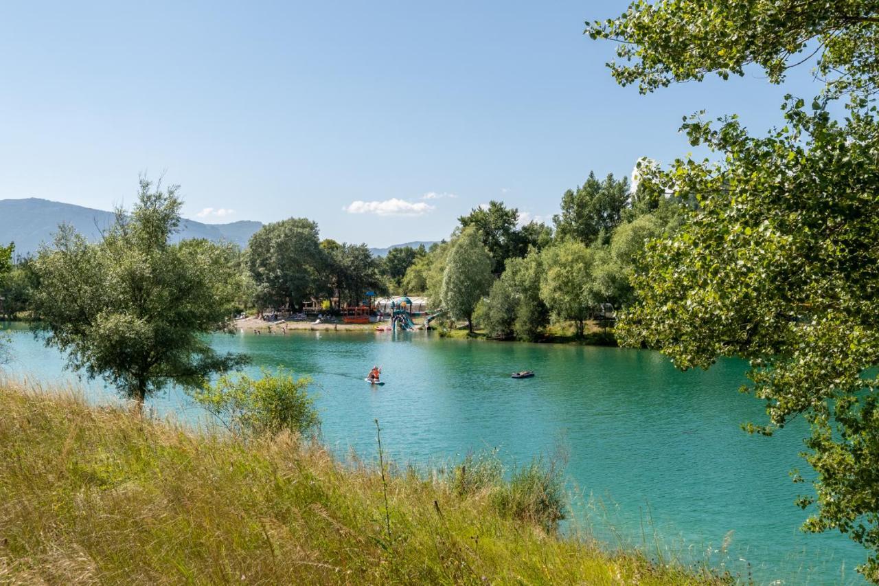 Camping Le Lac Bleu Hotel Châtillon-en-Diois Екстериор снимка