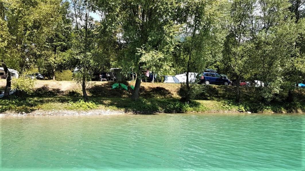 Camping Le Lac Bleu Hotel Châtillon-en-Diois Екстериор снимка