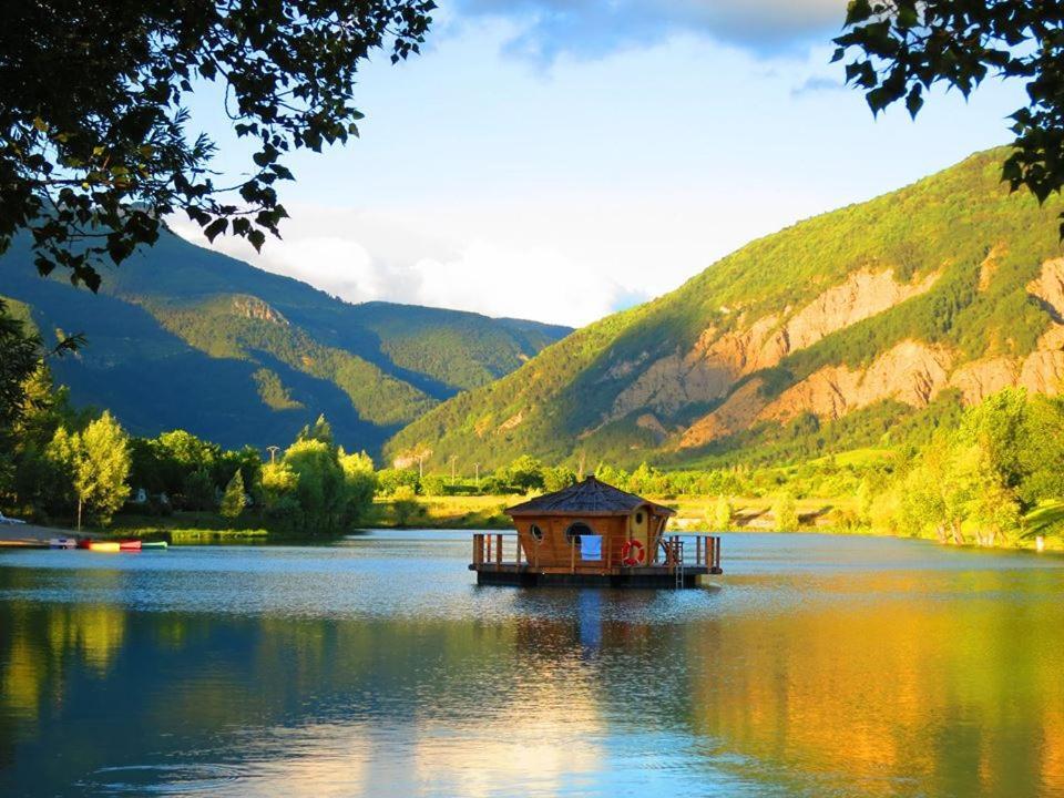 Camping Le Lac Bleu Hotel Châtillon-en-Diois Екстериор снимка